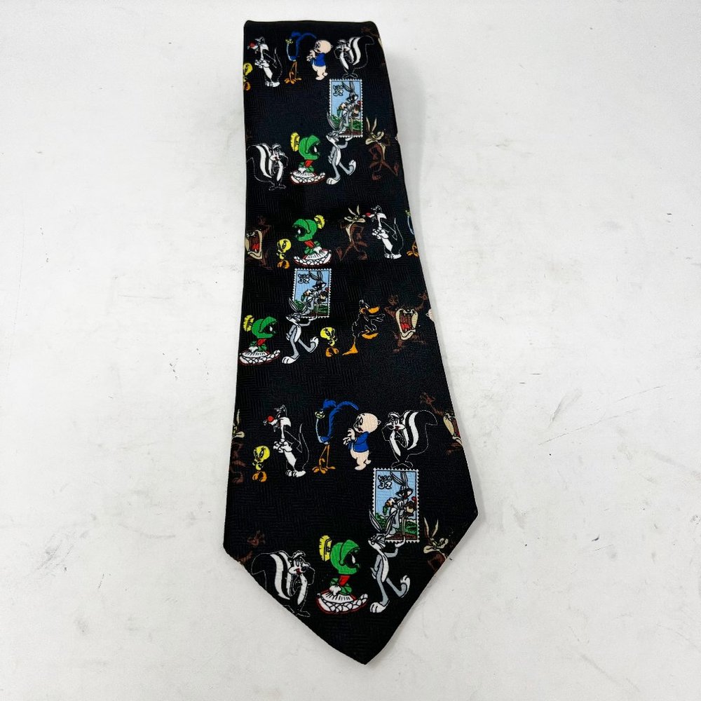 Looney Tunes Men’s Necktie 57” Made in USA 1997 Marvin Martin Taz Pepe Le Pew